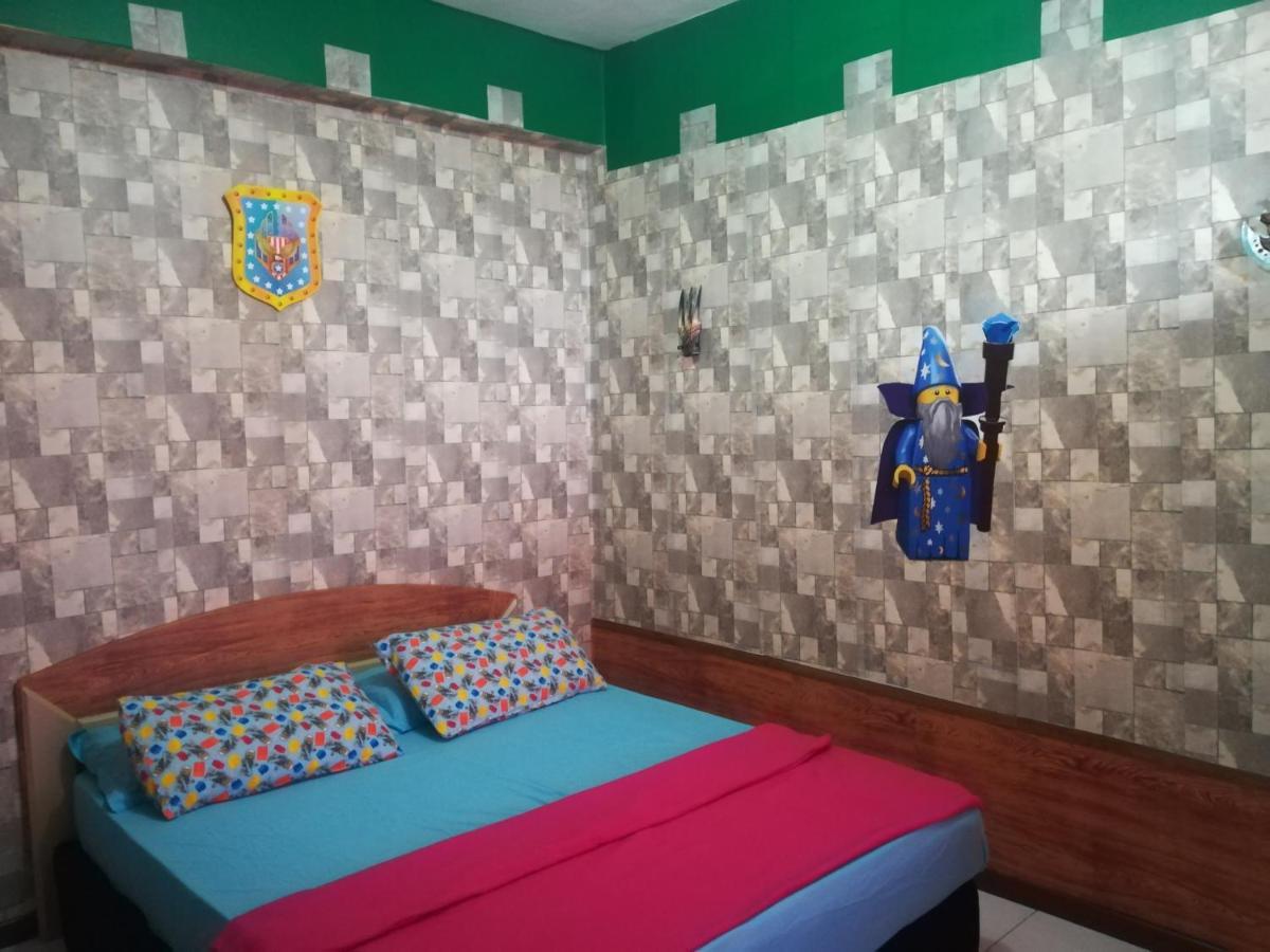 Hagia Medina Muslims Guesthouse ポートディクソン エクステリア 写真